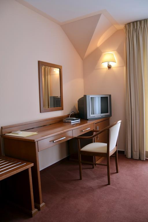 Hotel Mladimir Daruvar Pokój zdjęcie