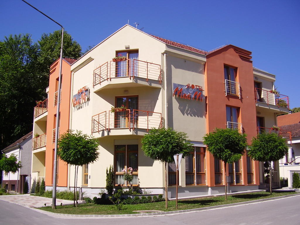 Hotel Mladimir Daruvar Zewnętrze zdjęcie